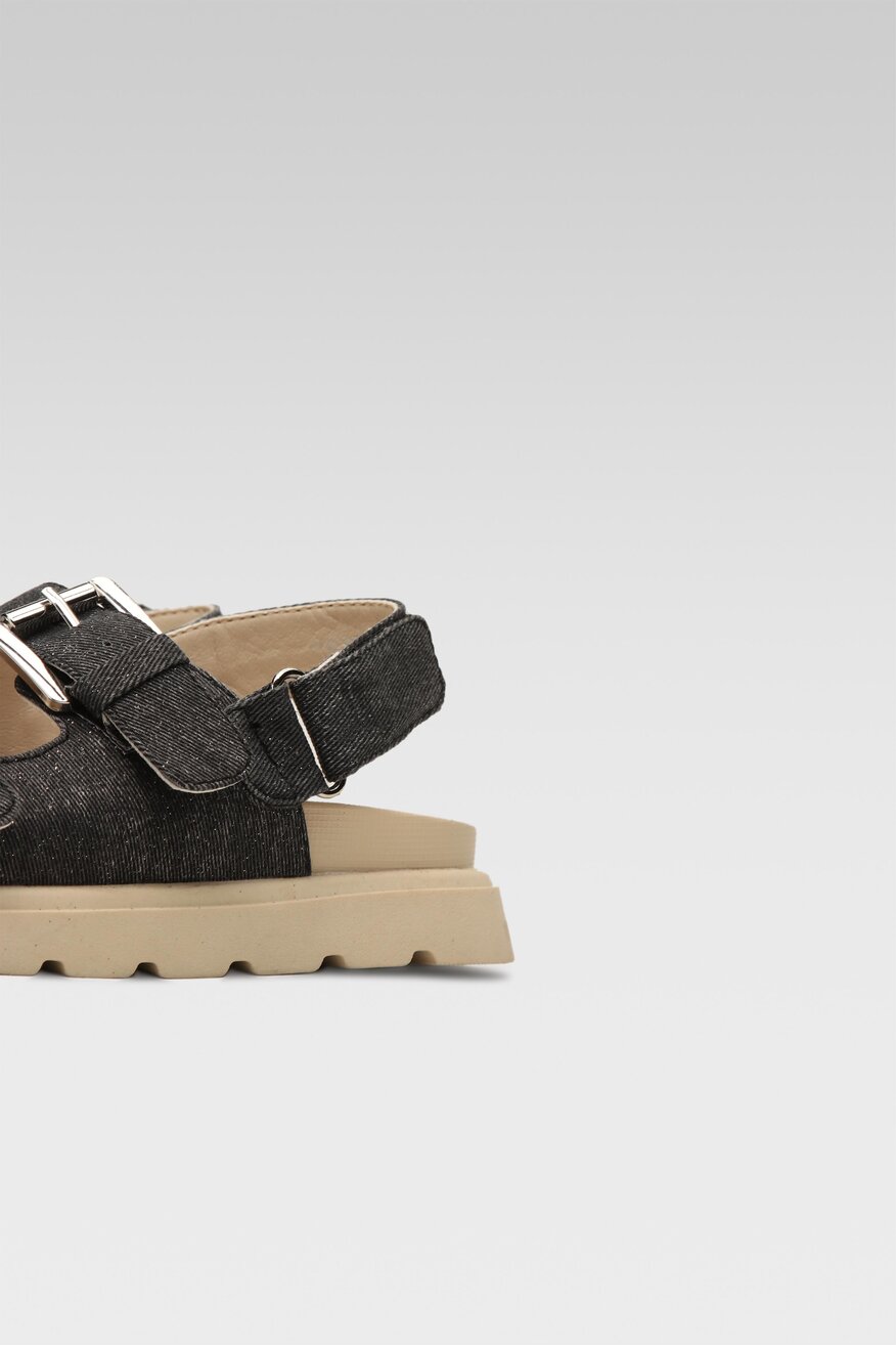 
                Сандали DeeZee СИВ - 5904862701943