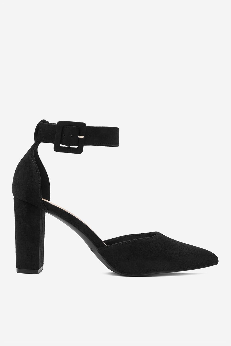 
                Körömcipő Jenny FEKETE - 5906751617533