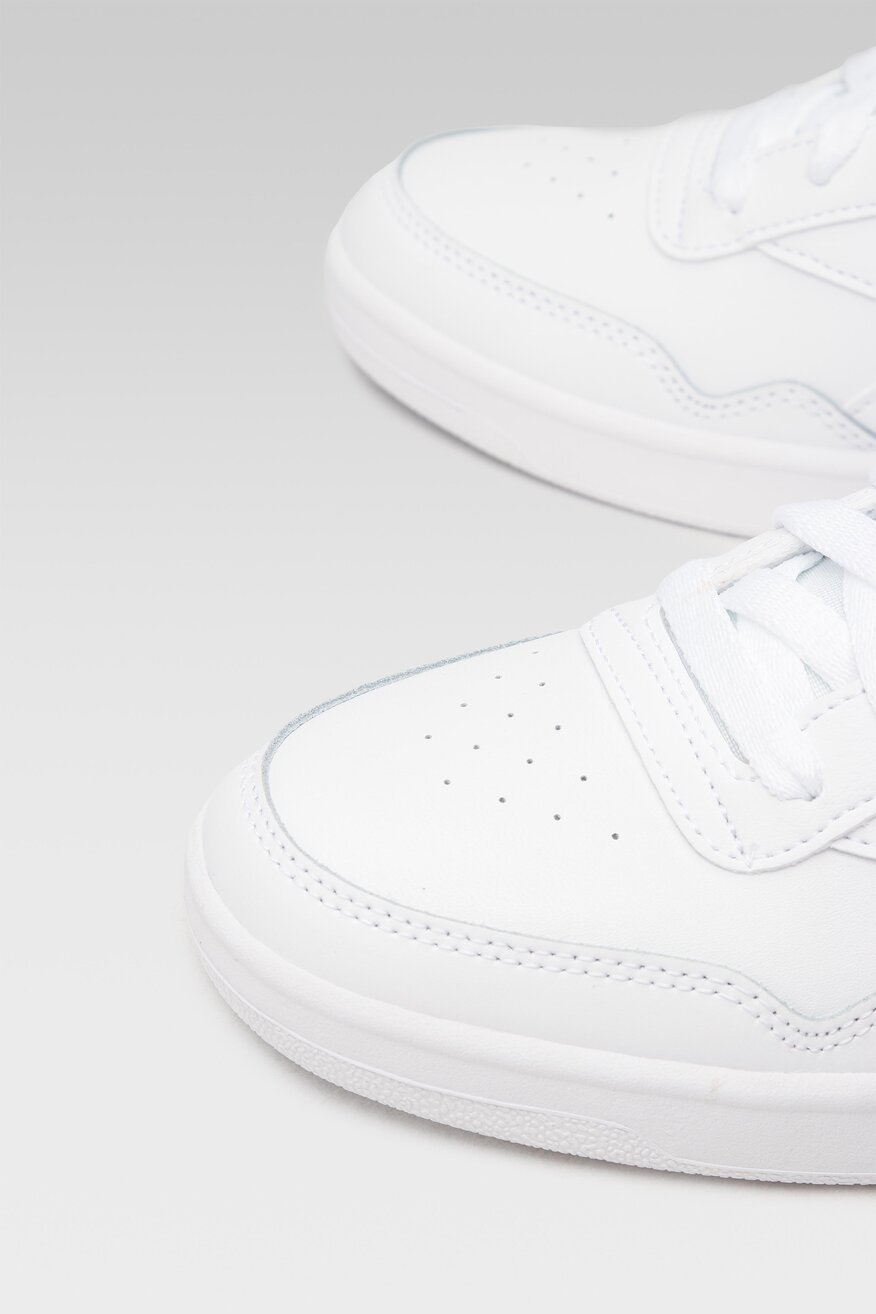 
                Reebok - ROYAL TECHQUE T - 2230035249800