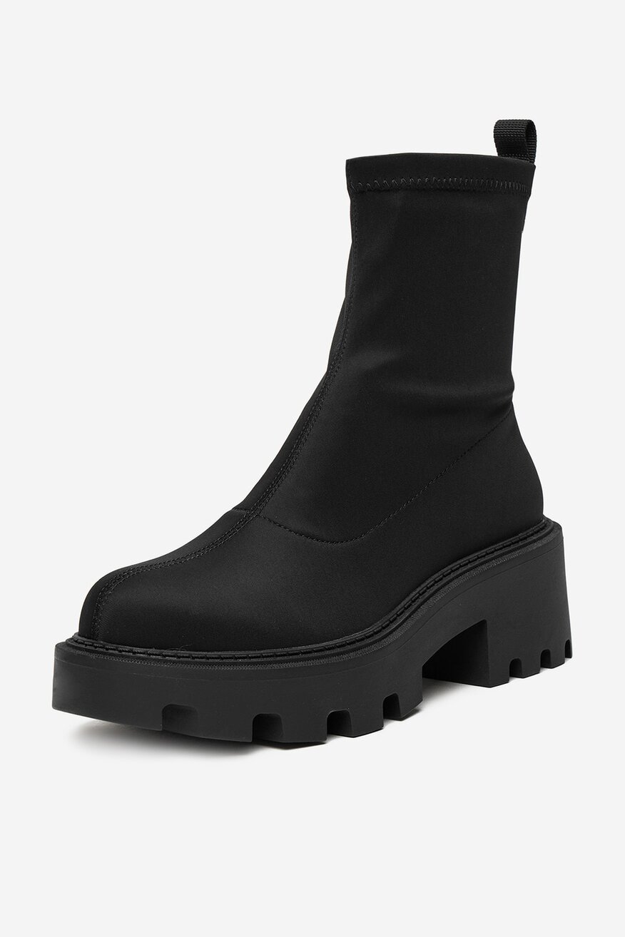 
                Боти DeeZee ЧЕРЕН - 5904410906318