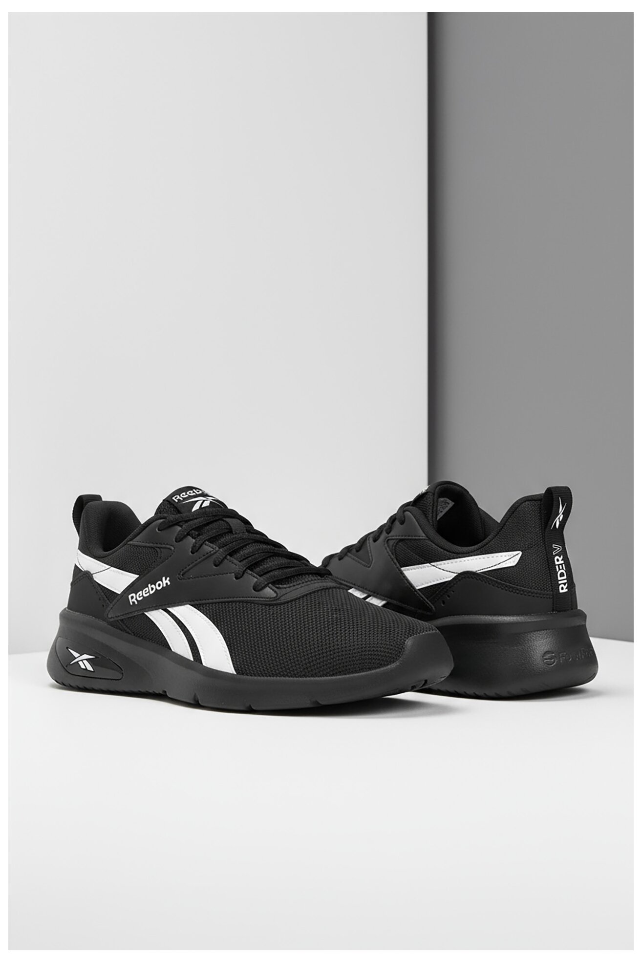 Sportcipő Reebok CEO-RIDER V 100220408 FEKETE