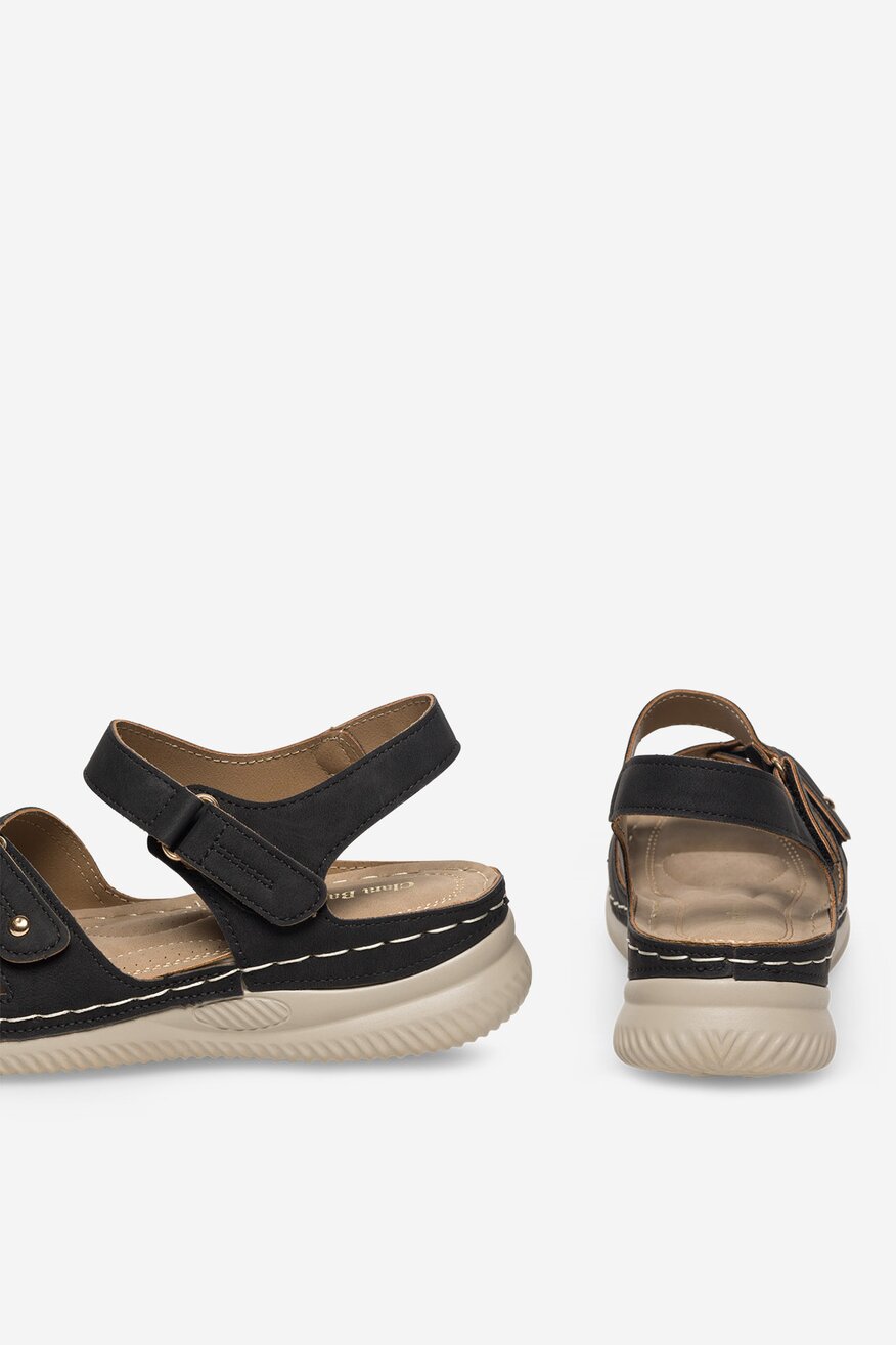 
                Сандалі Clara Barson ЧОРНИЙ - 5905588637028