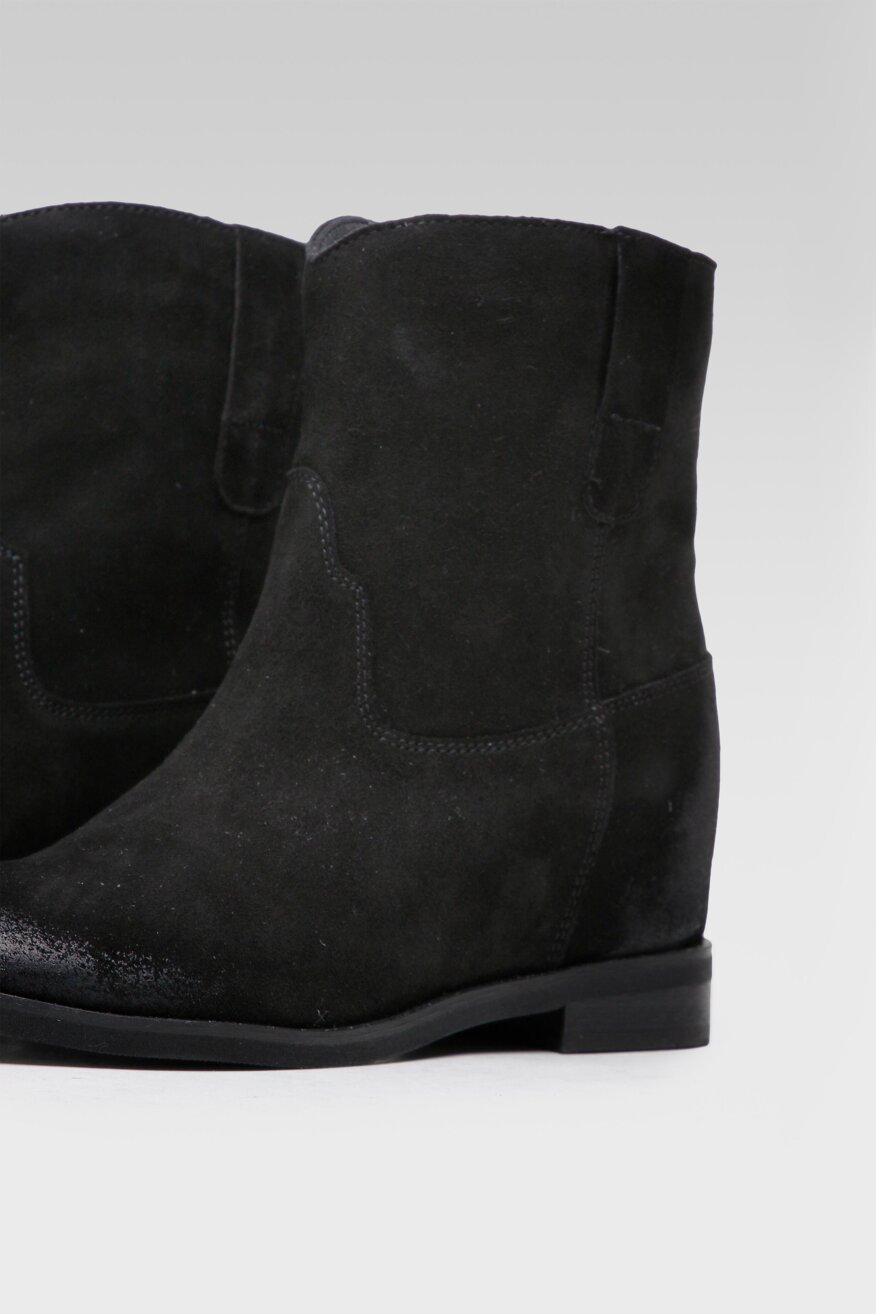 
                Badura - Botki zamszowe - 5904248016494