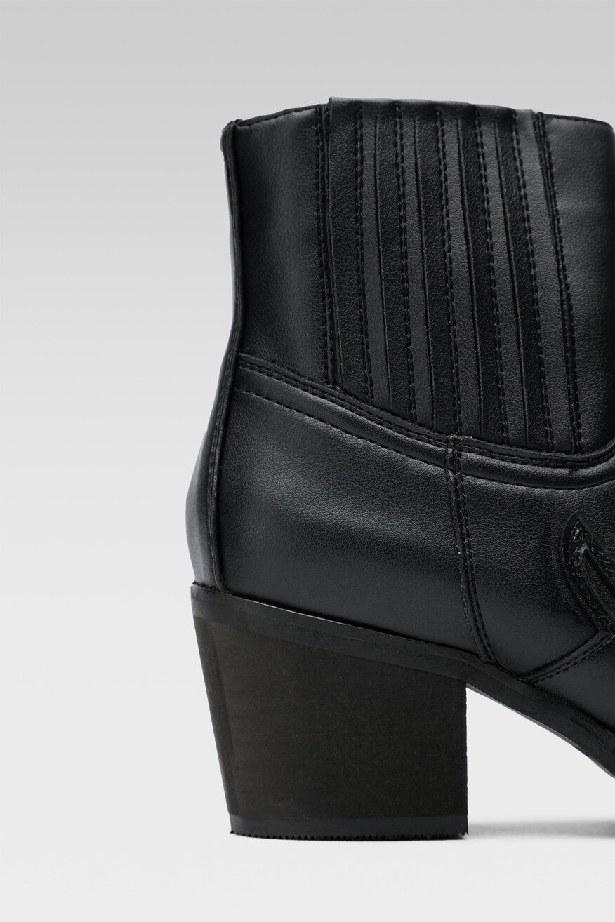 Wrangler - Botki kowbojki - 5904248999506