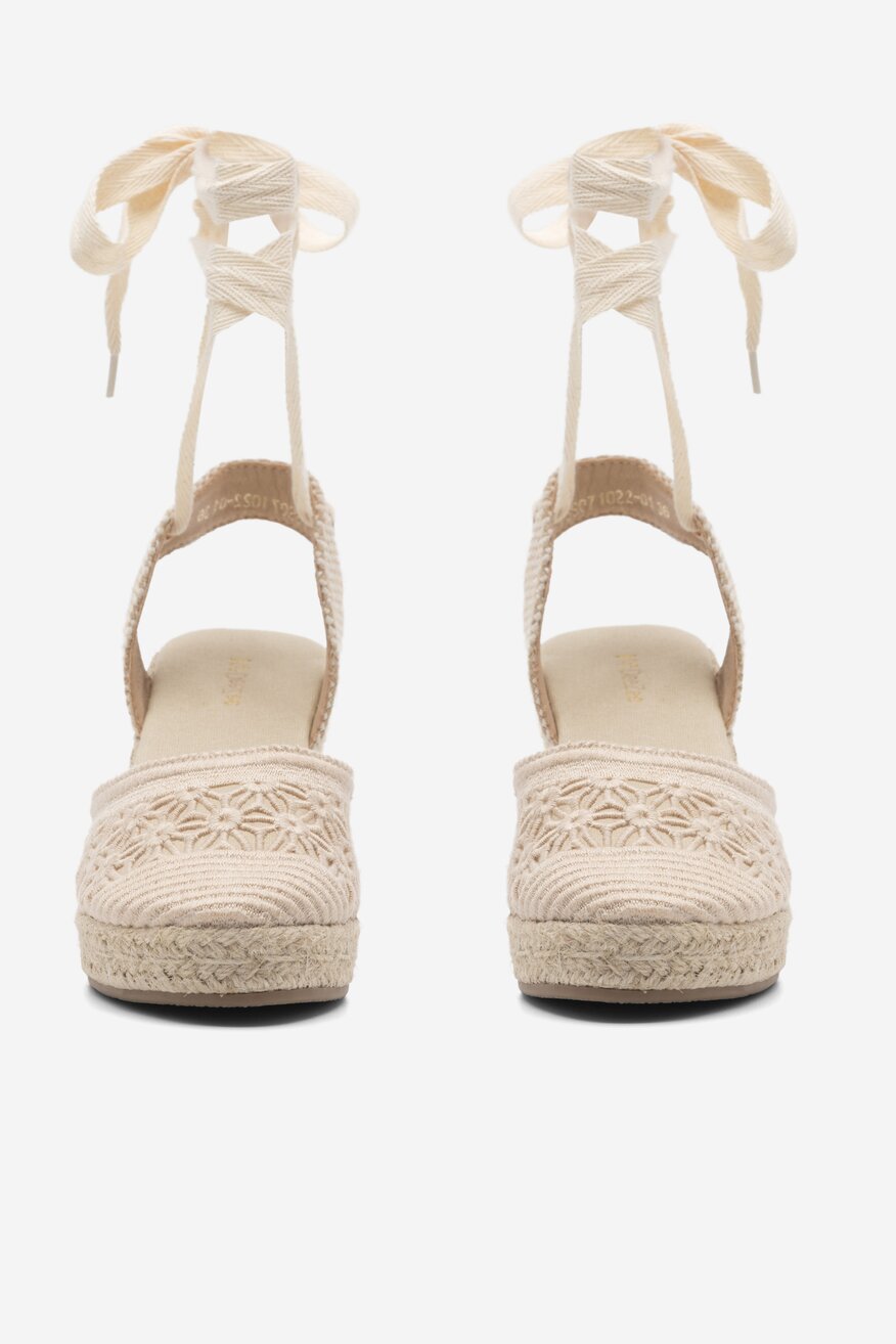 
                DeeZee - Espadryle na koturnie - 5904862778655