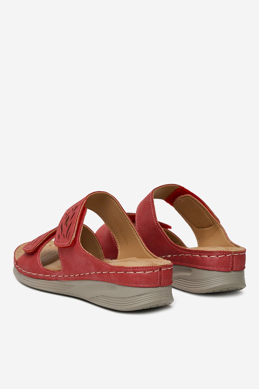 
                Șlapi Clara Barson ROŞU - 5904862317526