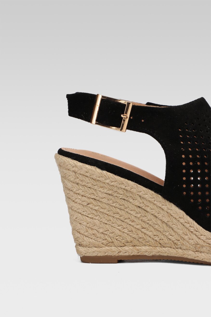 
                Jenny Fairy - Sandały na koturnie ażurowe - 5903698434605