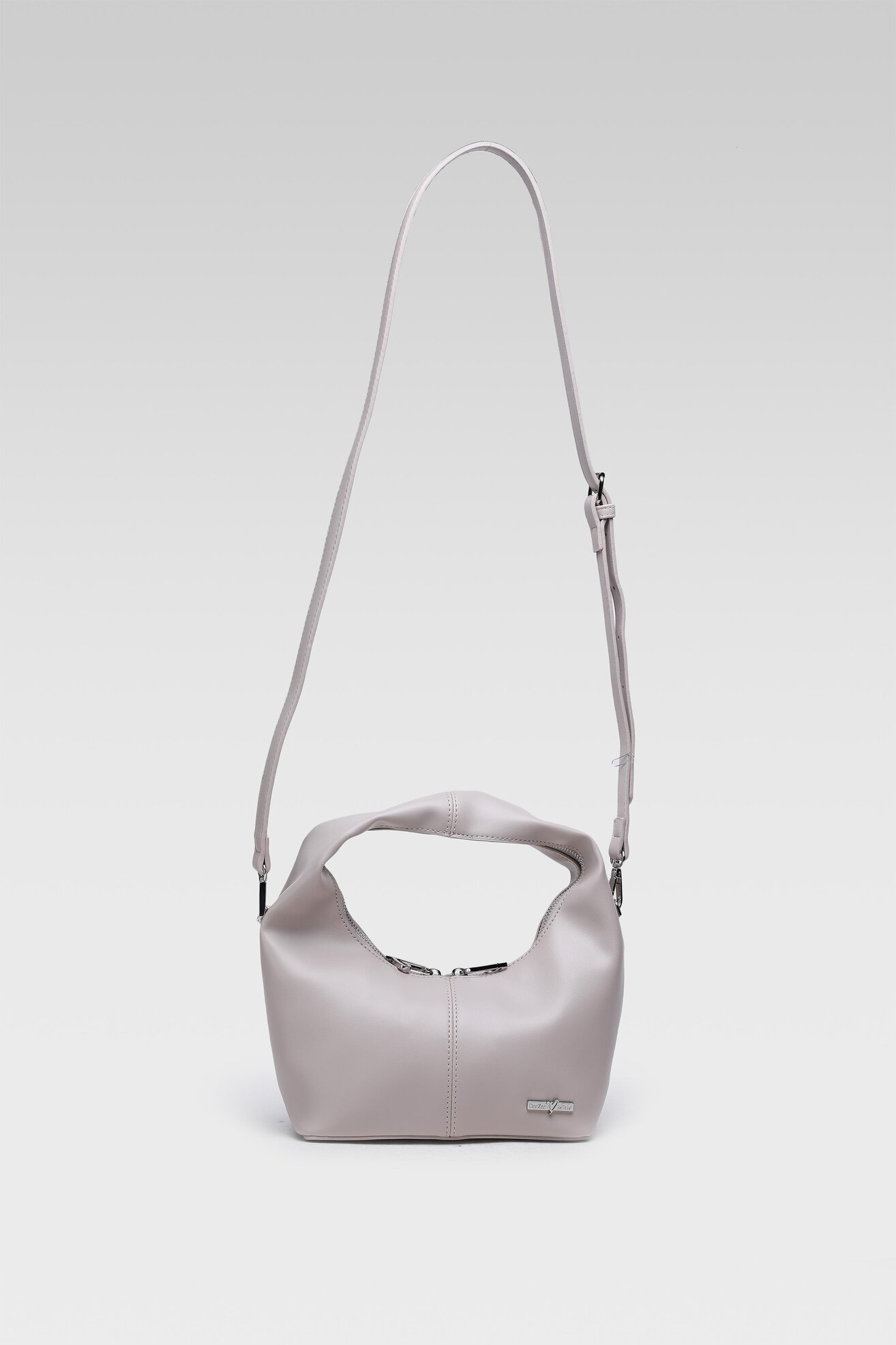 Дамска чанта DeeZee MDC-J-018-85-01 БЕЖОВ