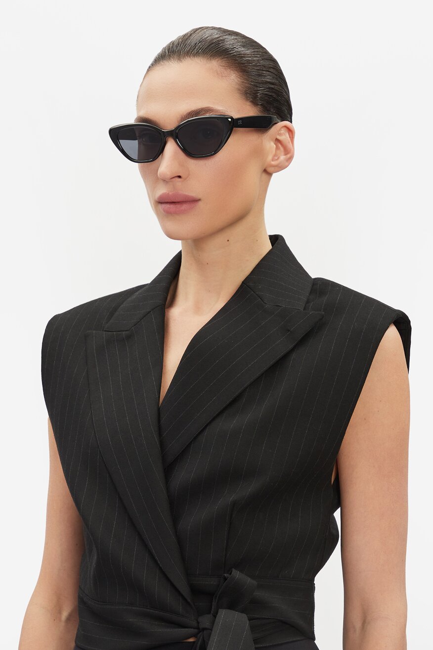 
                Дамски слънчеви очила DeeZee ЧЕРЕН - 5906751083581