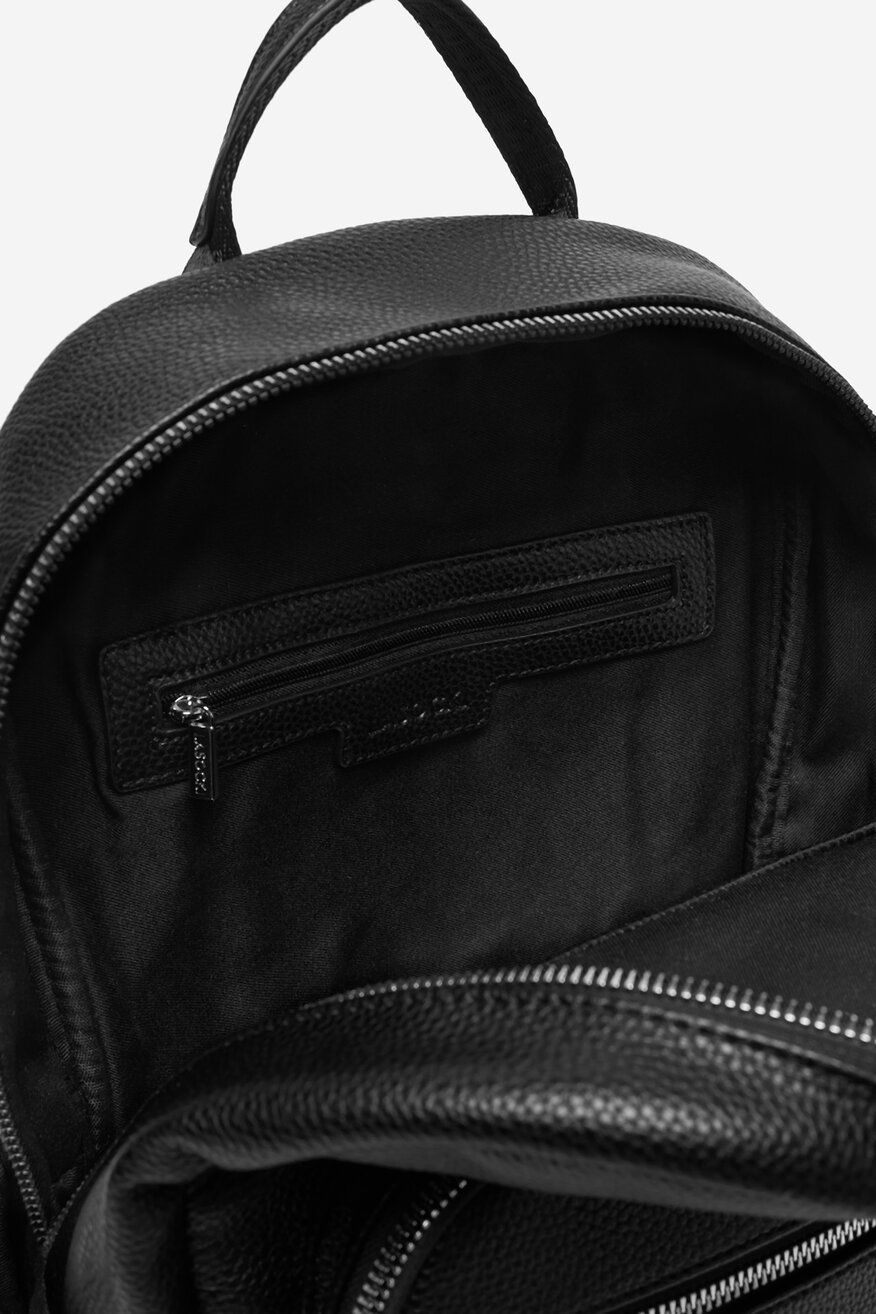 
                Hátizsák Lasocki FEKETE - 5906751522257