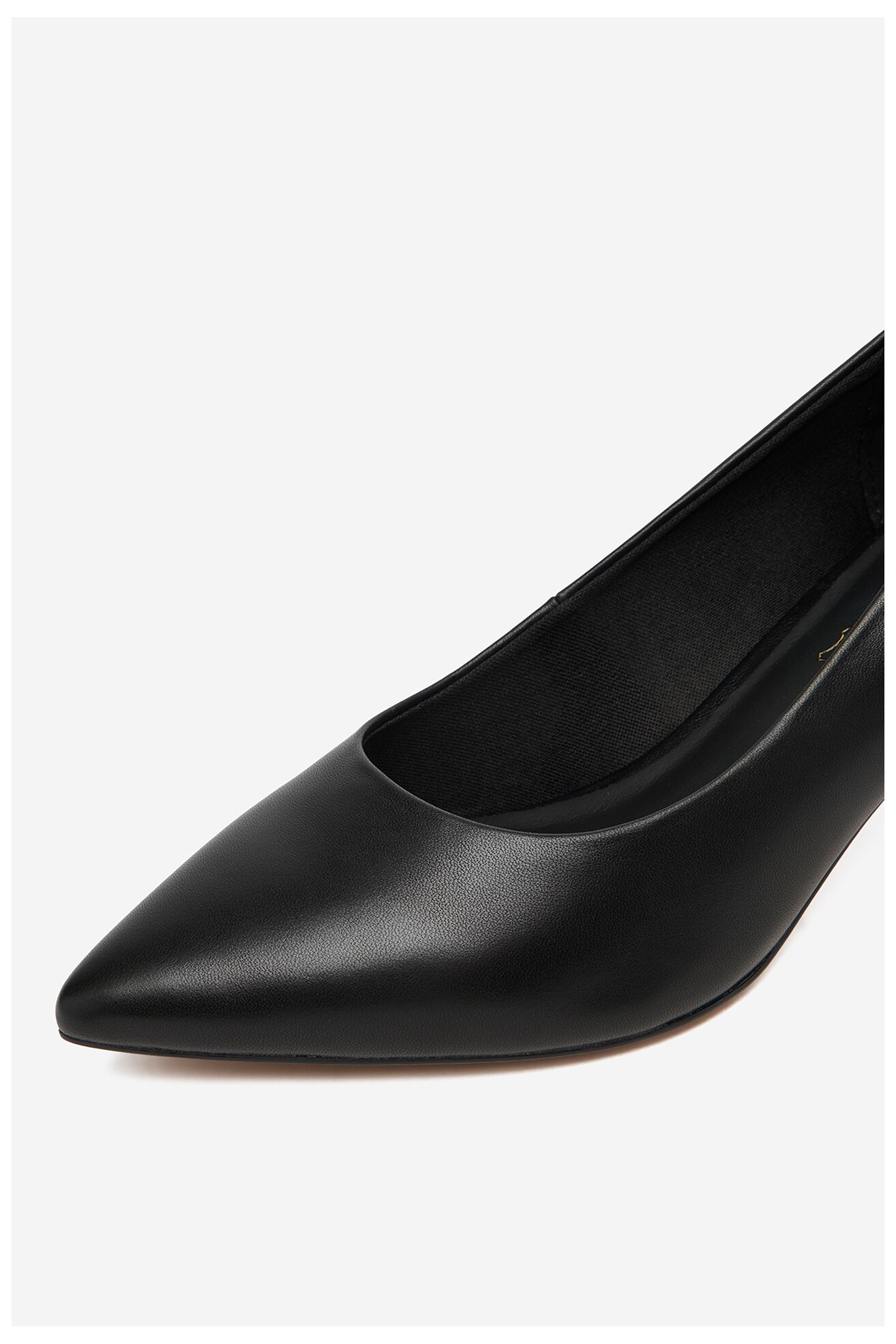 Елегантни обувки Lasocki CEO-SAGITTA-01 ЧЕРЕН