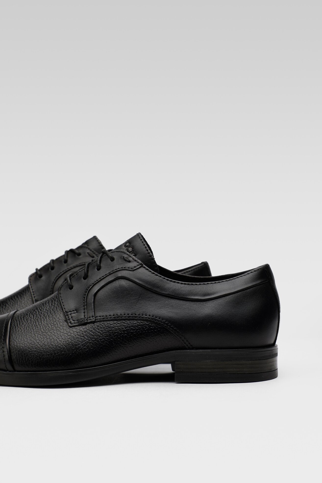 Cipele Lasocki MB-SZWEJK-10 CRNA