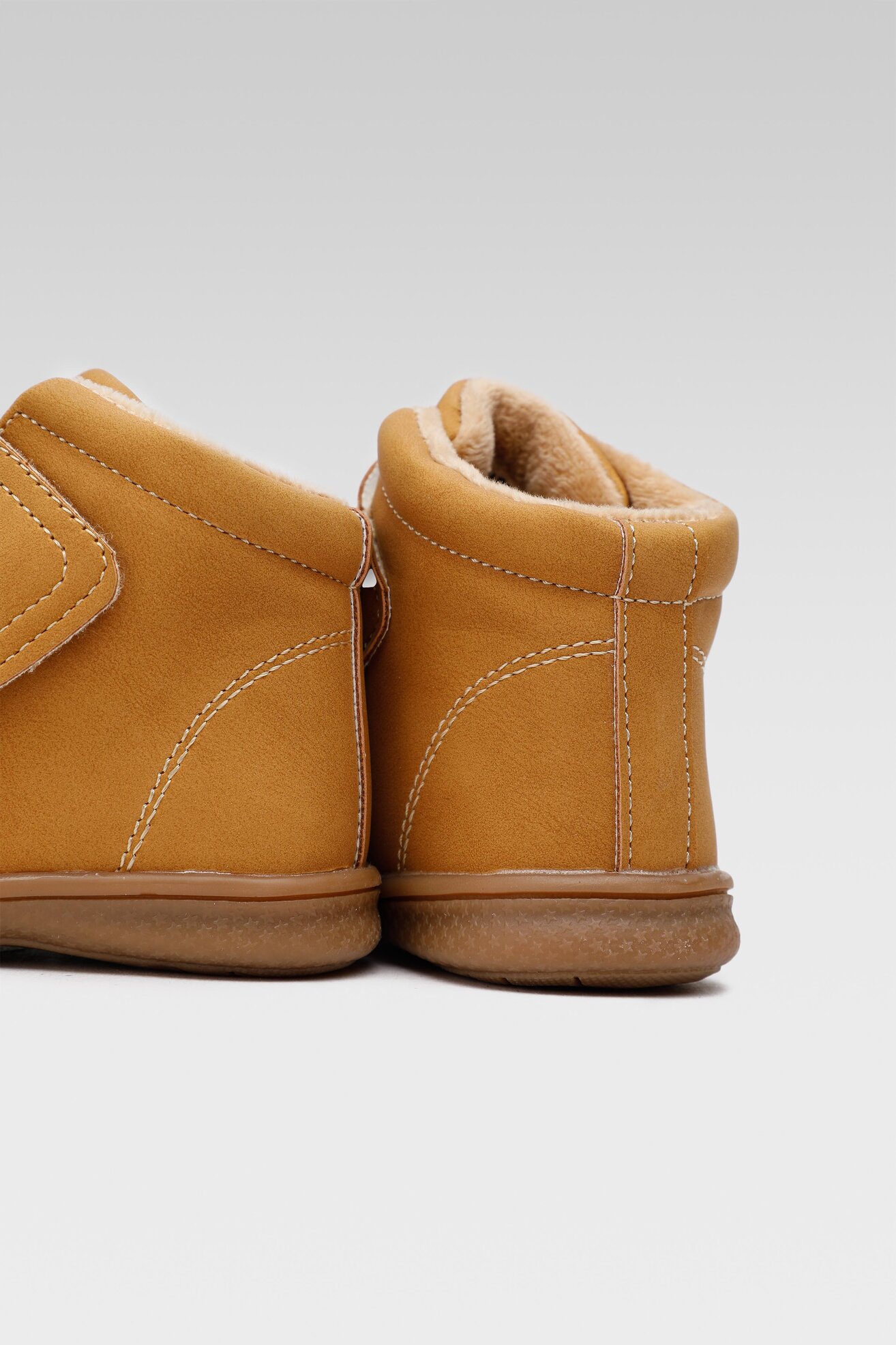 Trzewiki Action Boy CM211208-9 Camel