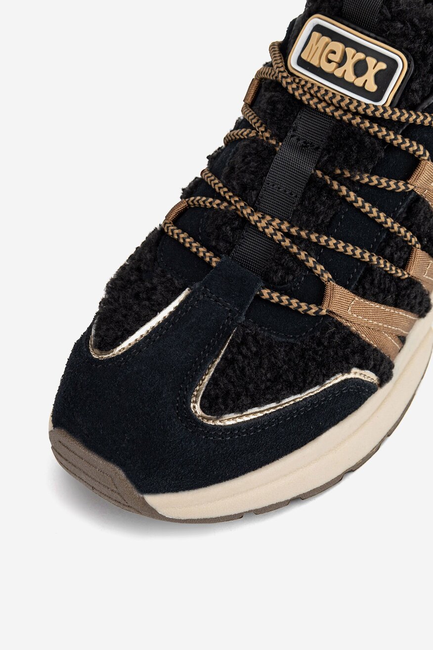 
                Tornacipő Mexx FEKETE - 5905588920304