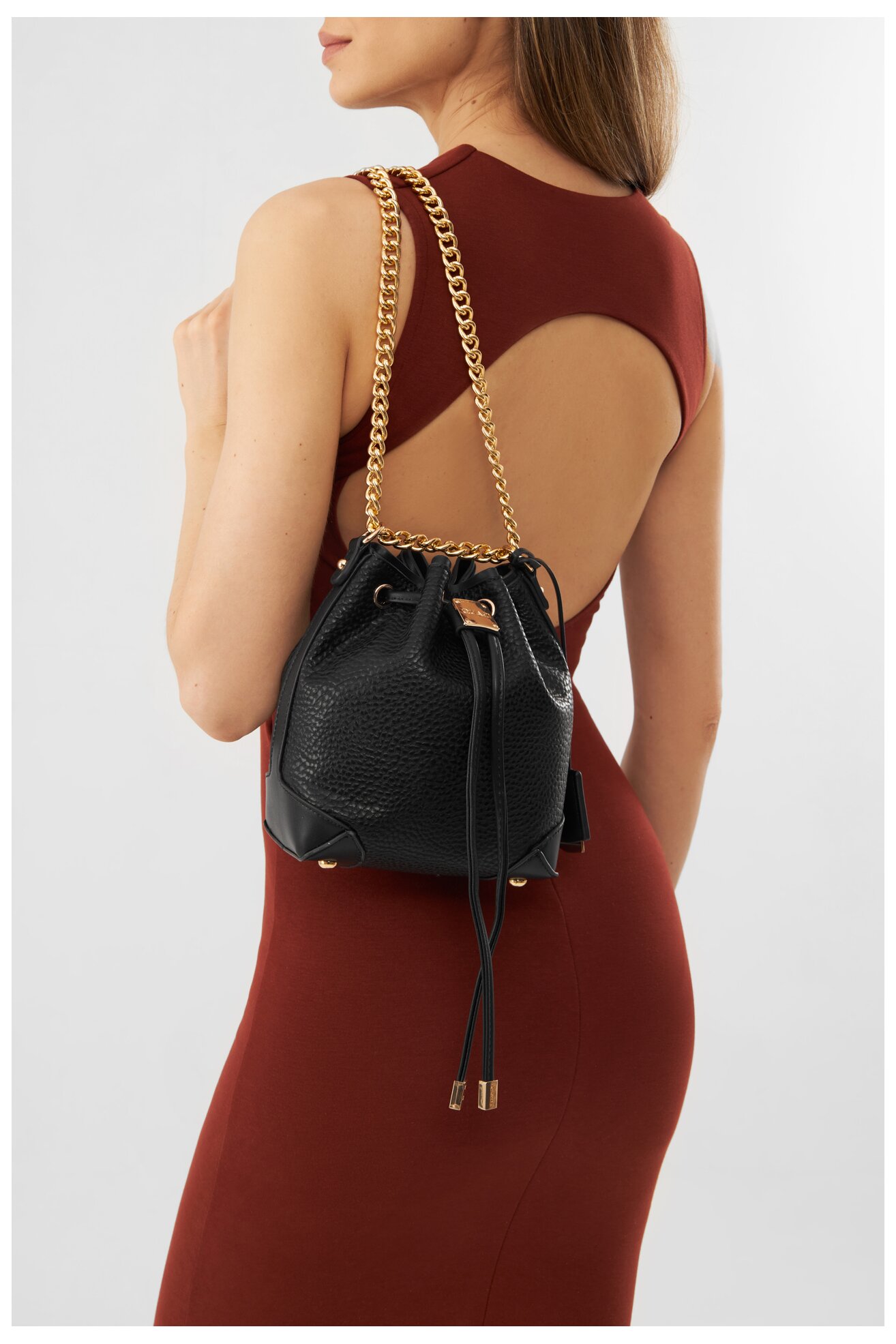 Kézitáska Quazi MQO-B-003-05 FEKETE