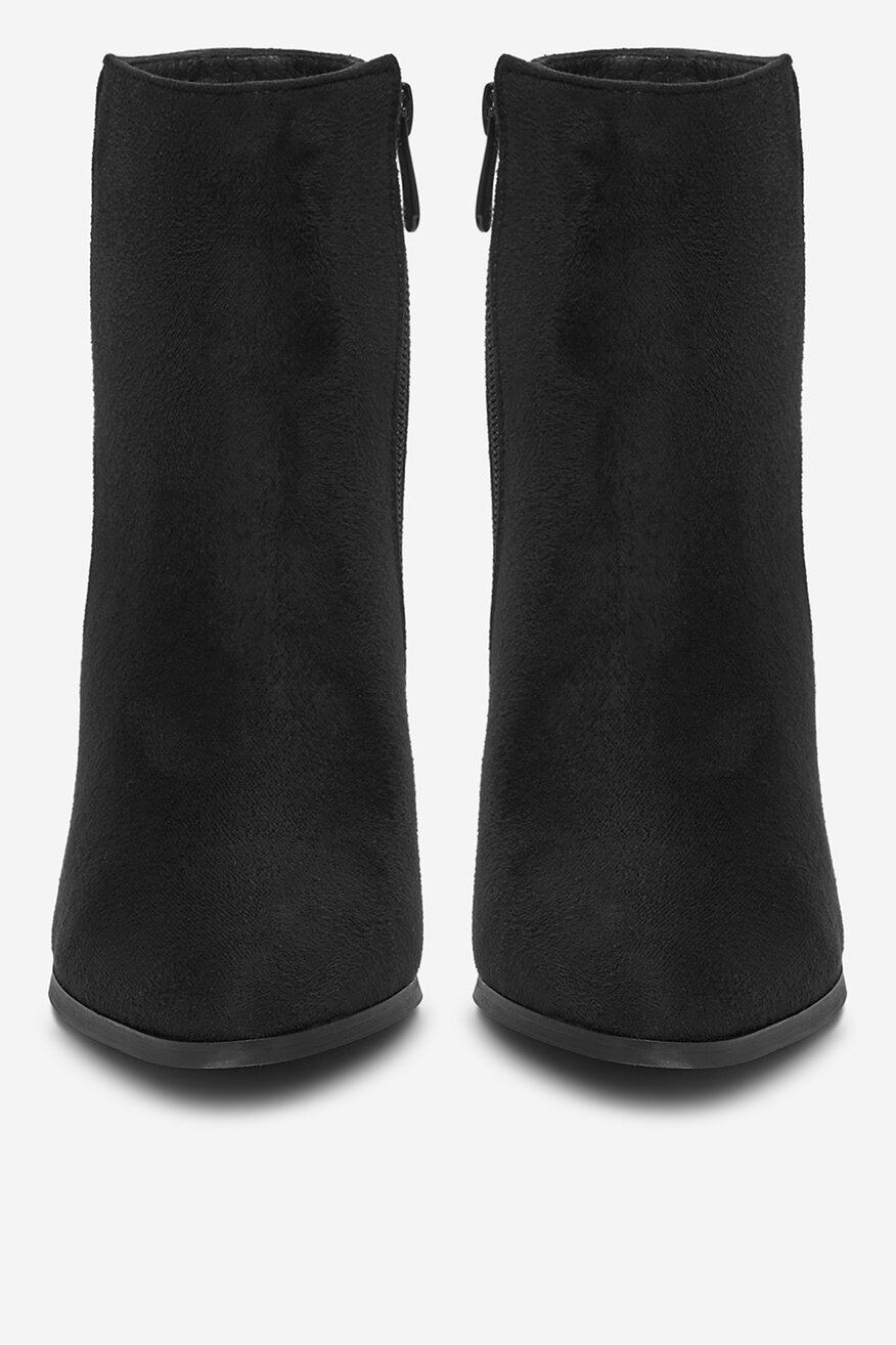 
                Боти DeeZee ЧЕРЕН - 5904410889611