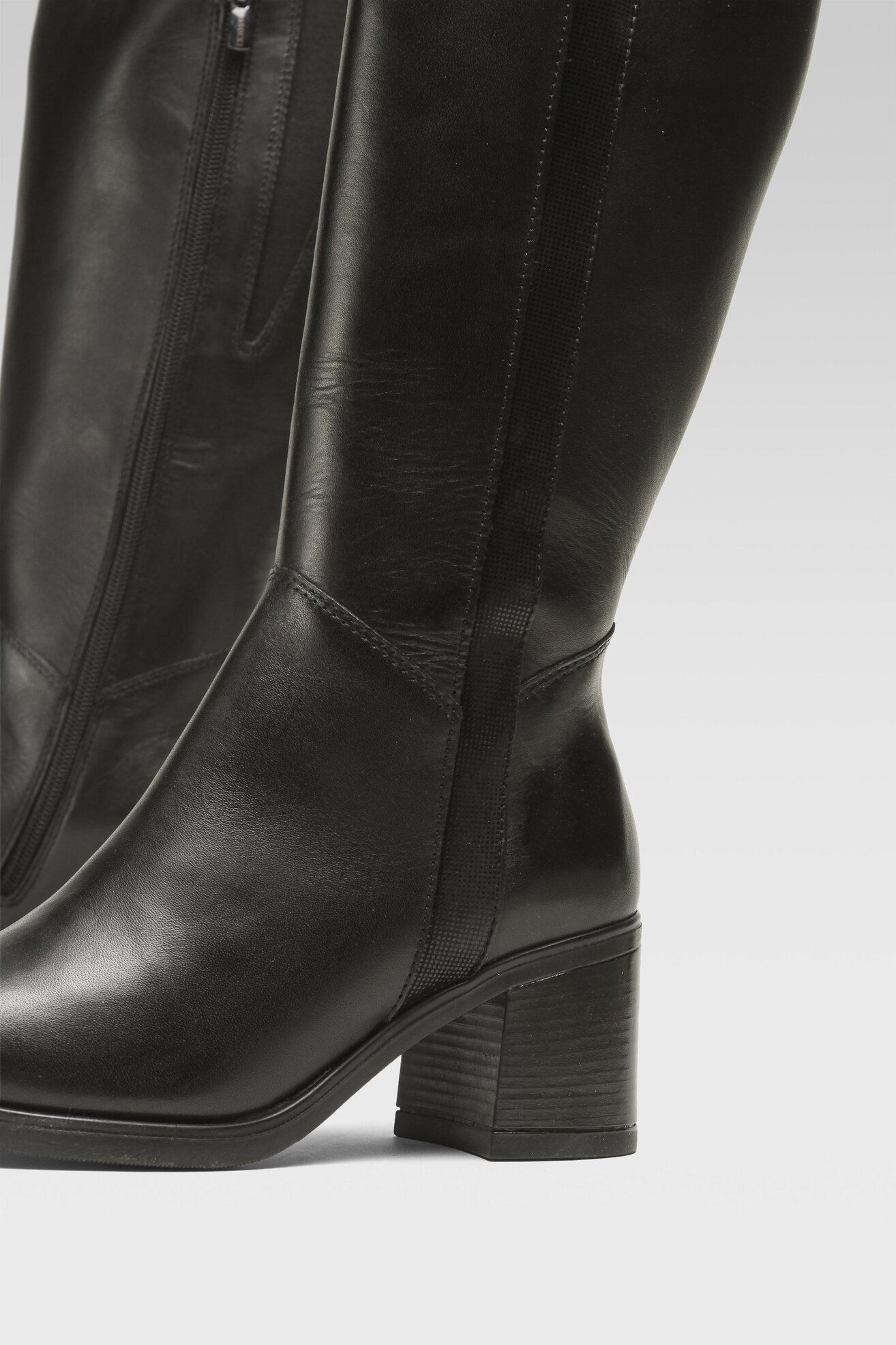 Kozaki Lasocki ARC-MITO-11 Czarny