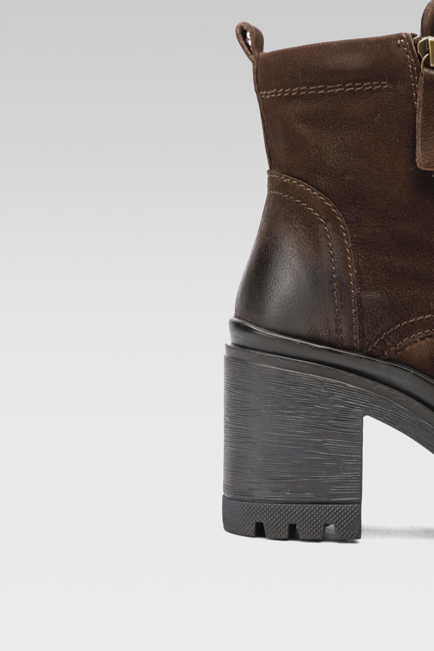 
                Lasocki - Trzewiki skórzane na słupku - 5904248877736