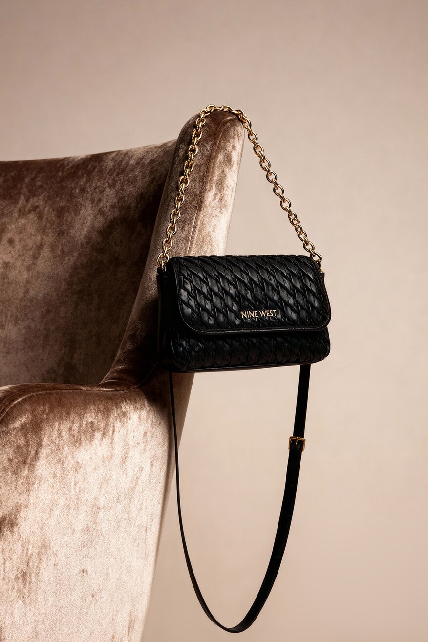 NINE WEST - Mała torebka listonoszka - 5906751367902