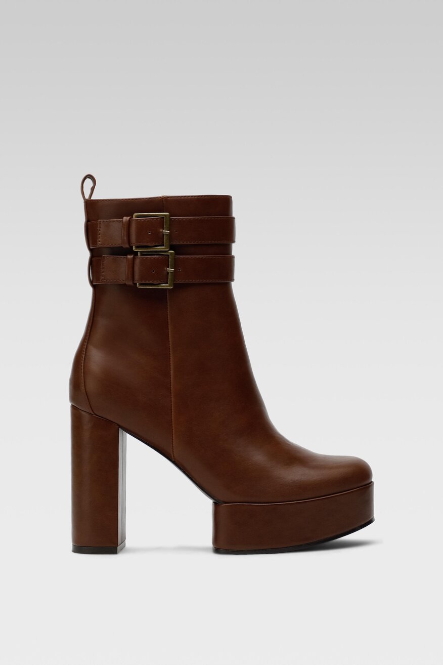 
                Jenny Fairy - Botki na słupku - 5904862407098