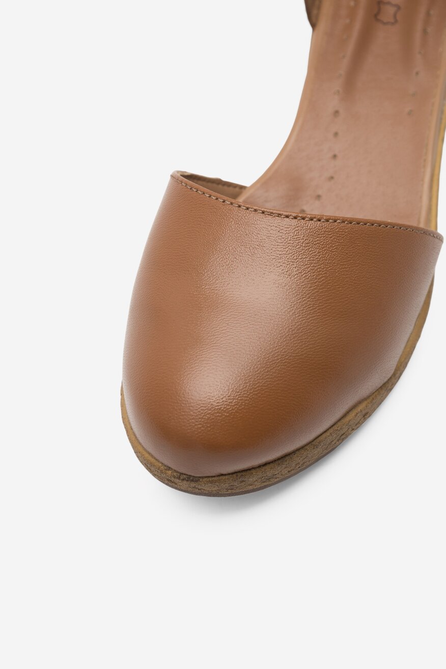 Sarah Karen - Skórzane czółenka brązowe - 5904862810065