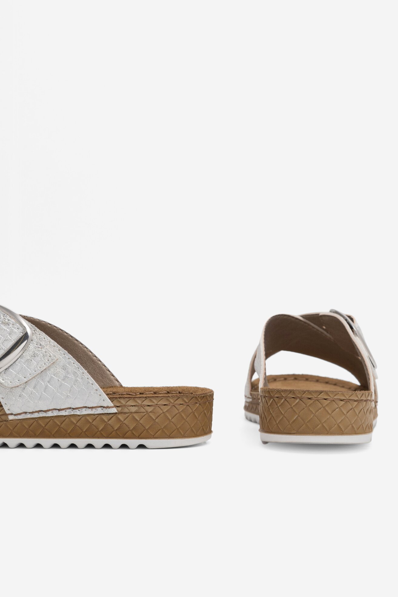 Klapki Inblu VO50B501 Srebrny