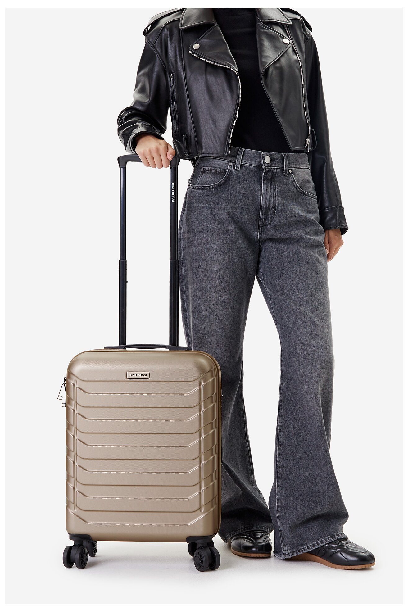 Walizka Gino Rossi GIN-S-002-05-GOLD Złoty