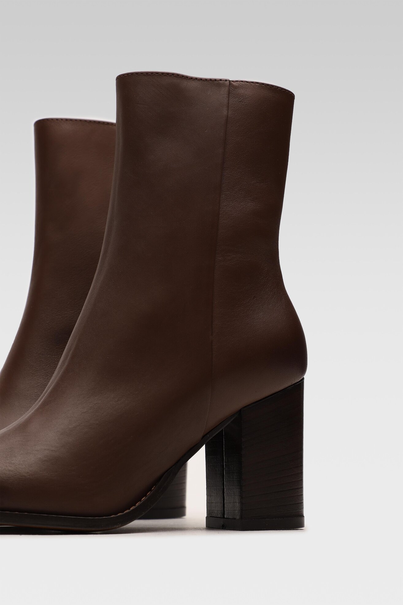 Botki Gino Rossi C003-02 Brązowy