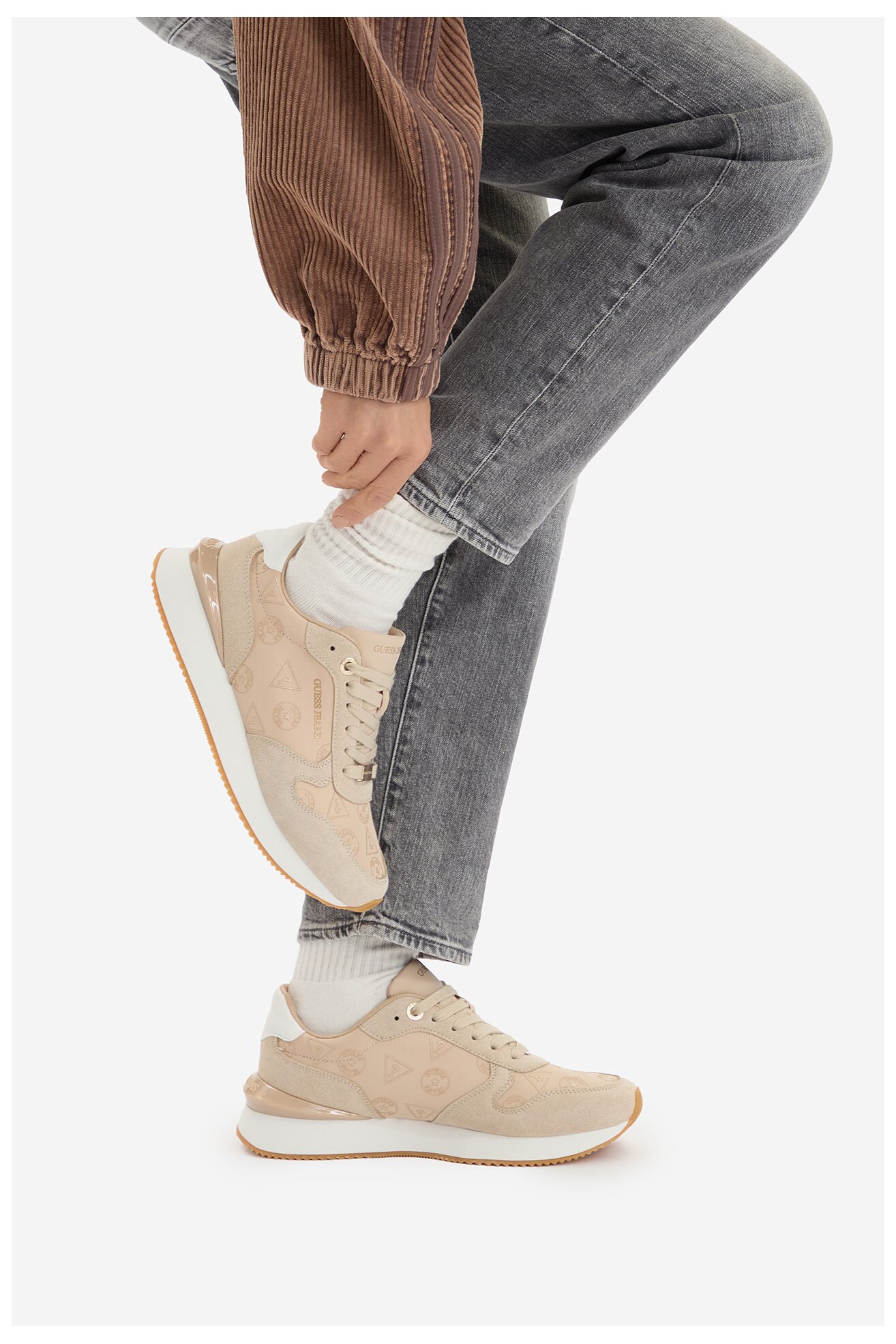 Кросівки GUESS JEANS CWBEO-K250087 БЕЖЕВИЙ