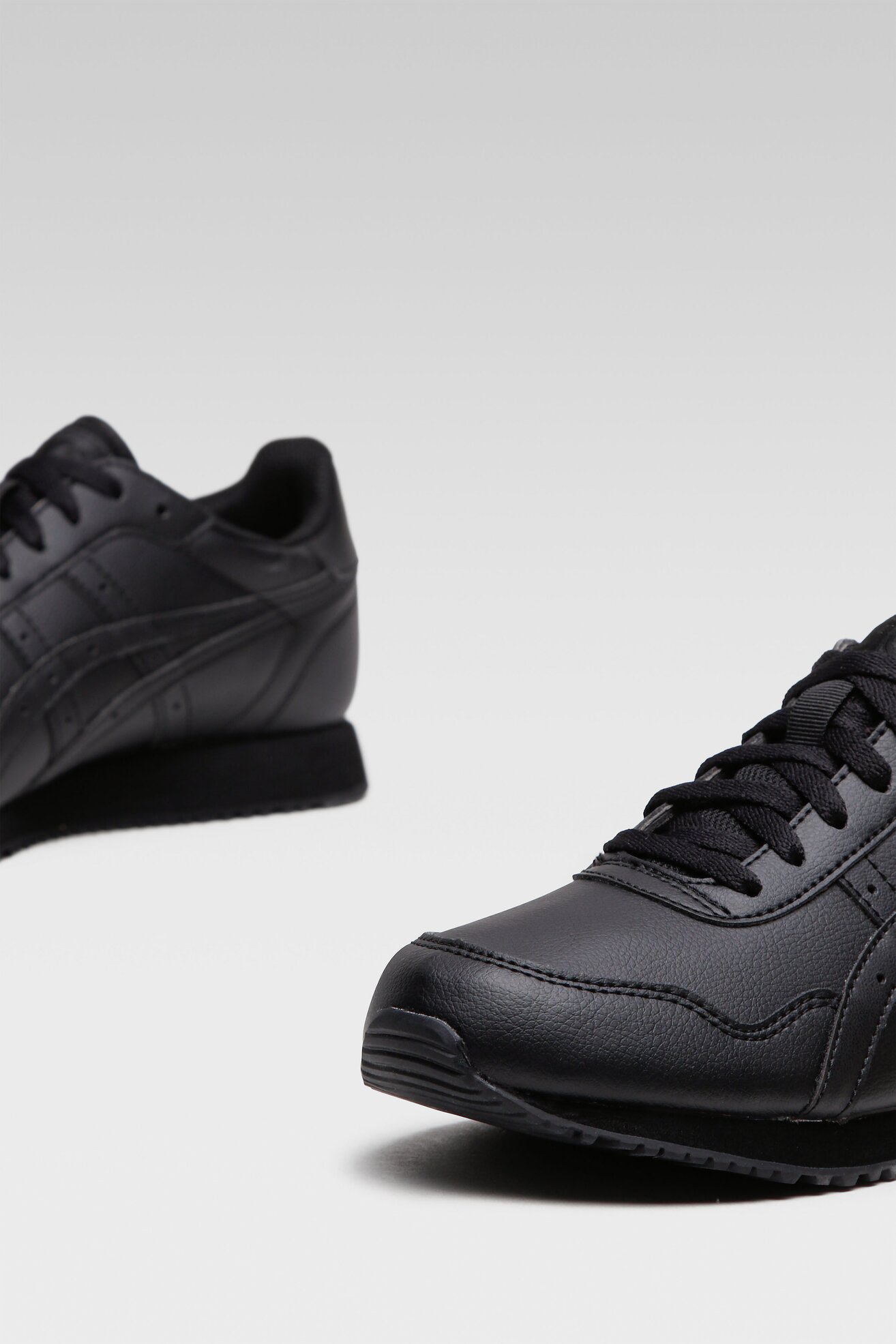 Obuwie sportowe ASICS TIGER RUNNER 1201A505-001 Czarny