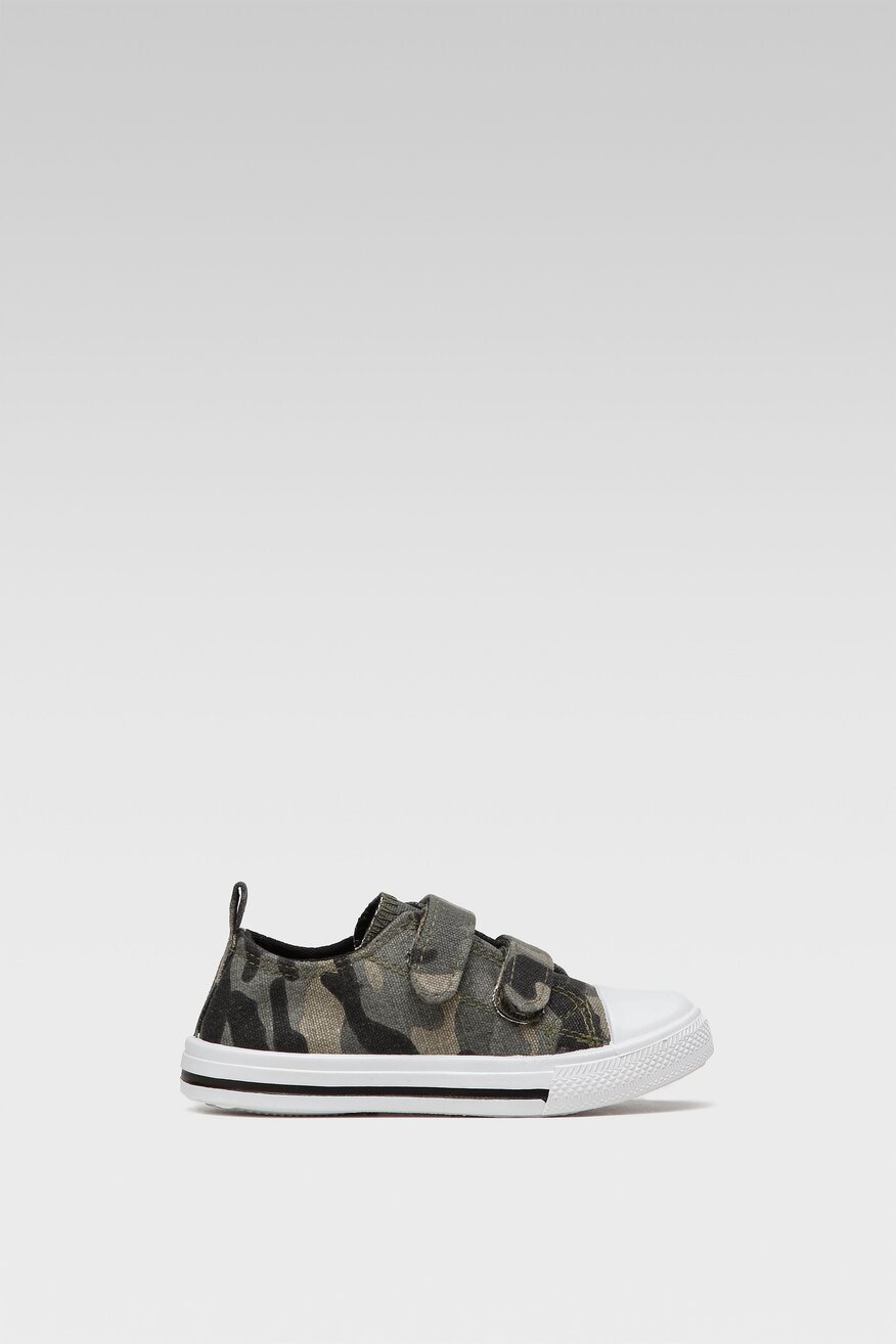 
                Кецове Action Boy КАКИ - 5904248829971