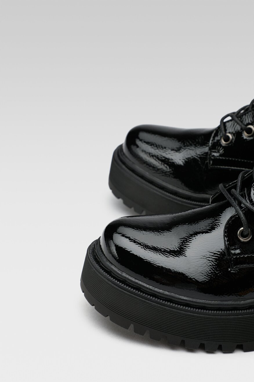 
                Jenny Fairy - Trzewiki na grubej podeszwie - 5904248870522