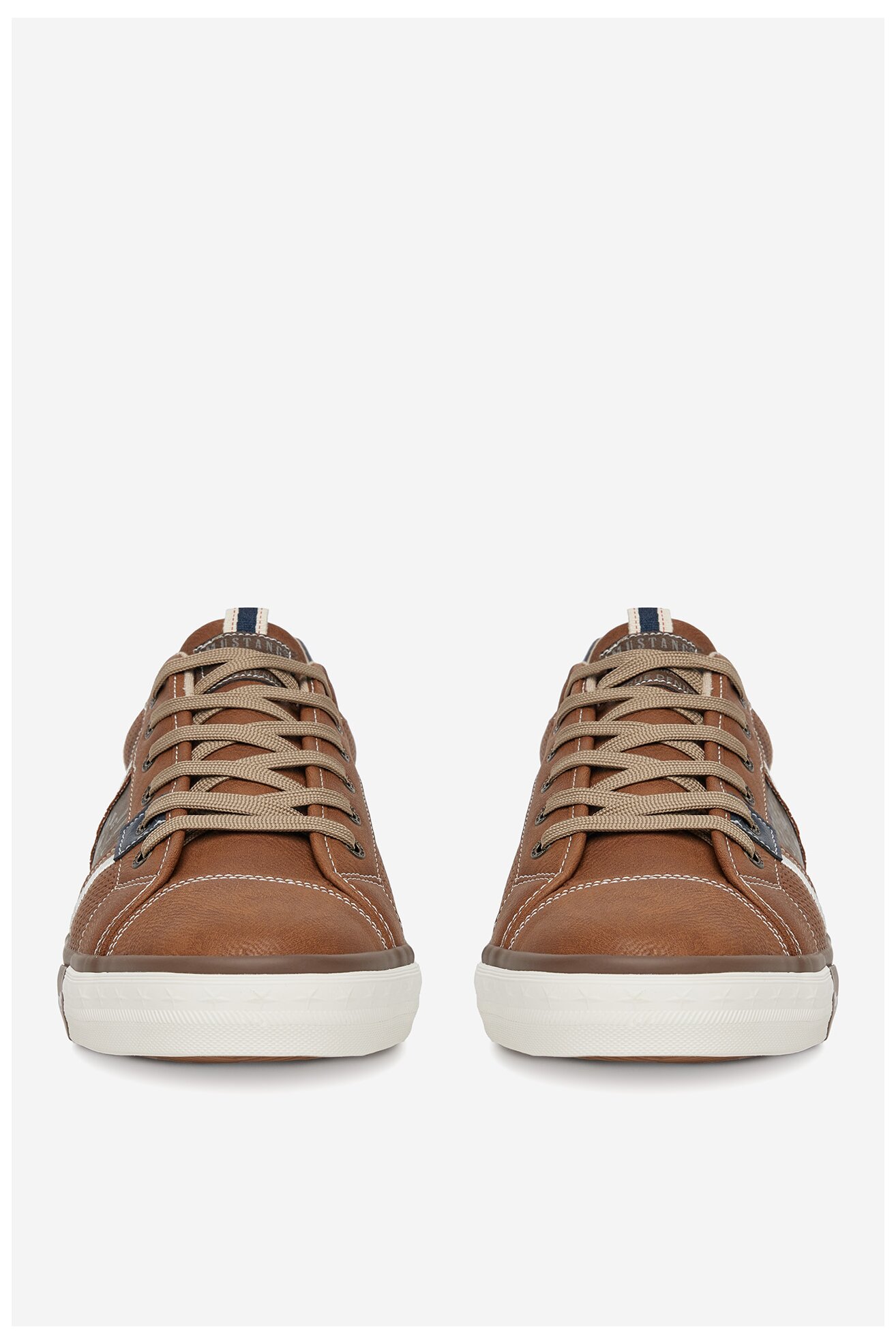 Półbuty Mustang 4072-317 Brązowy