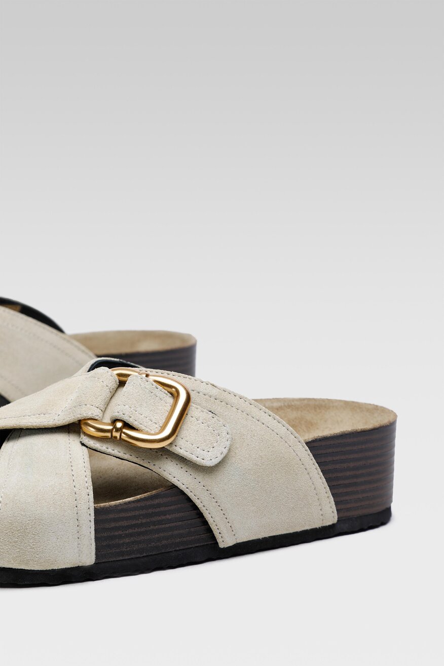 Gino Rossi - Klapki na koturnie - 5904248442613