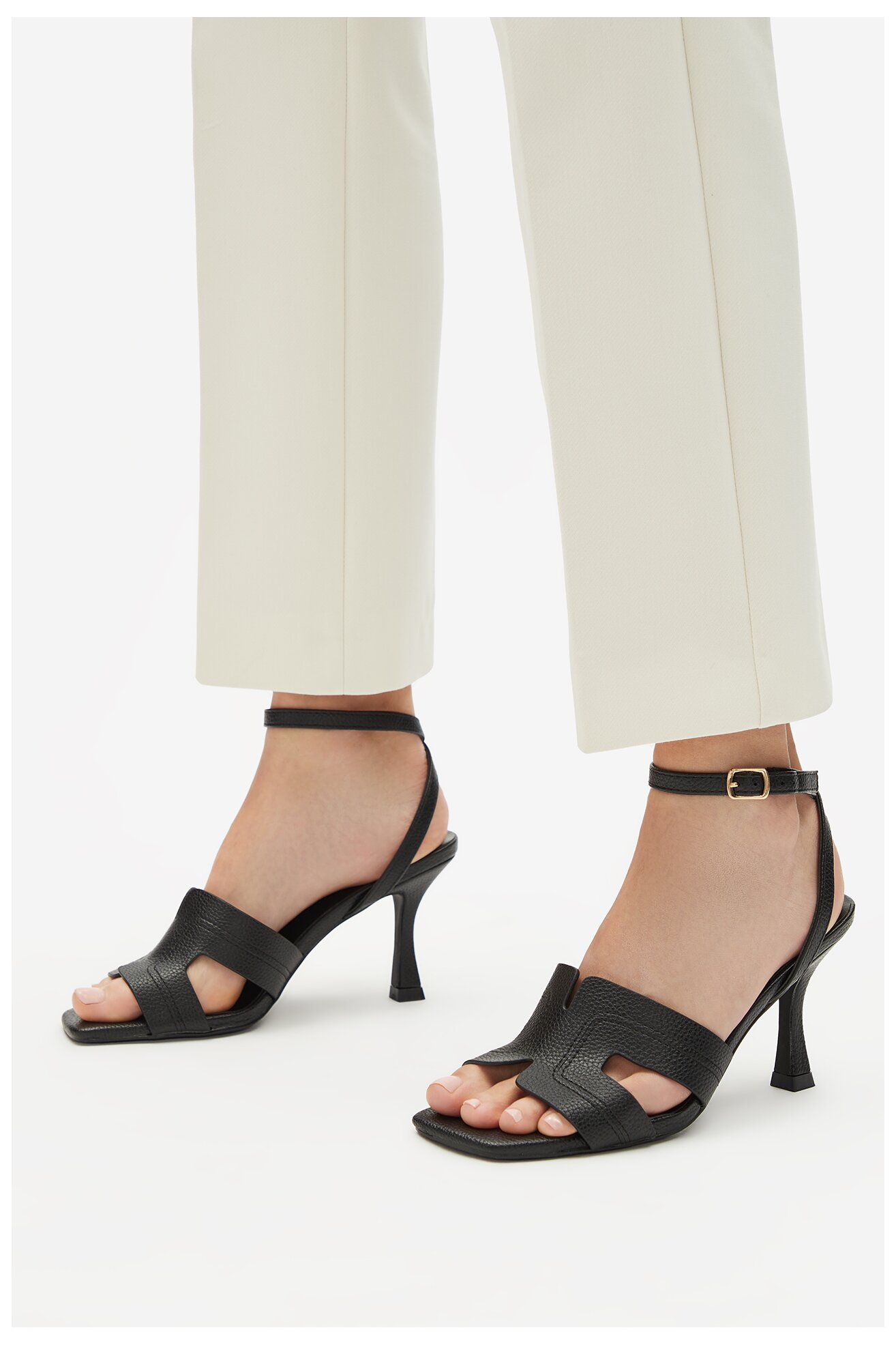 Szandál Jenny R25SS00542 FEKETE