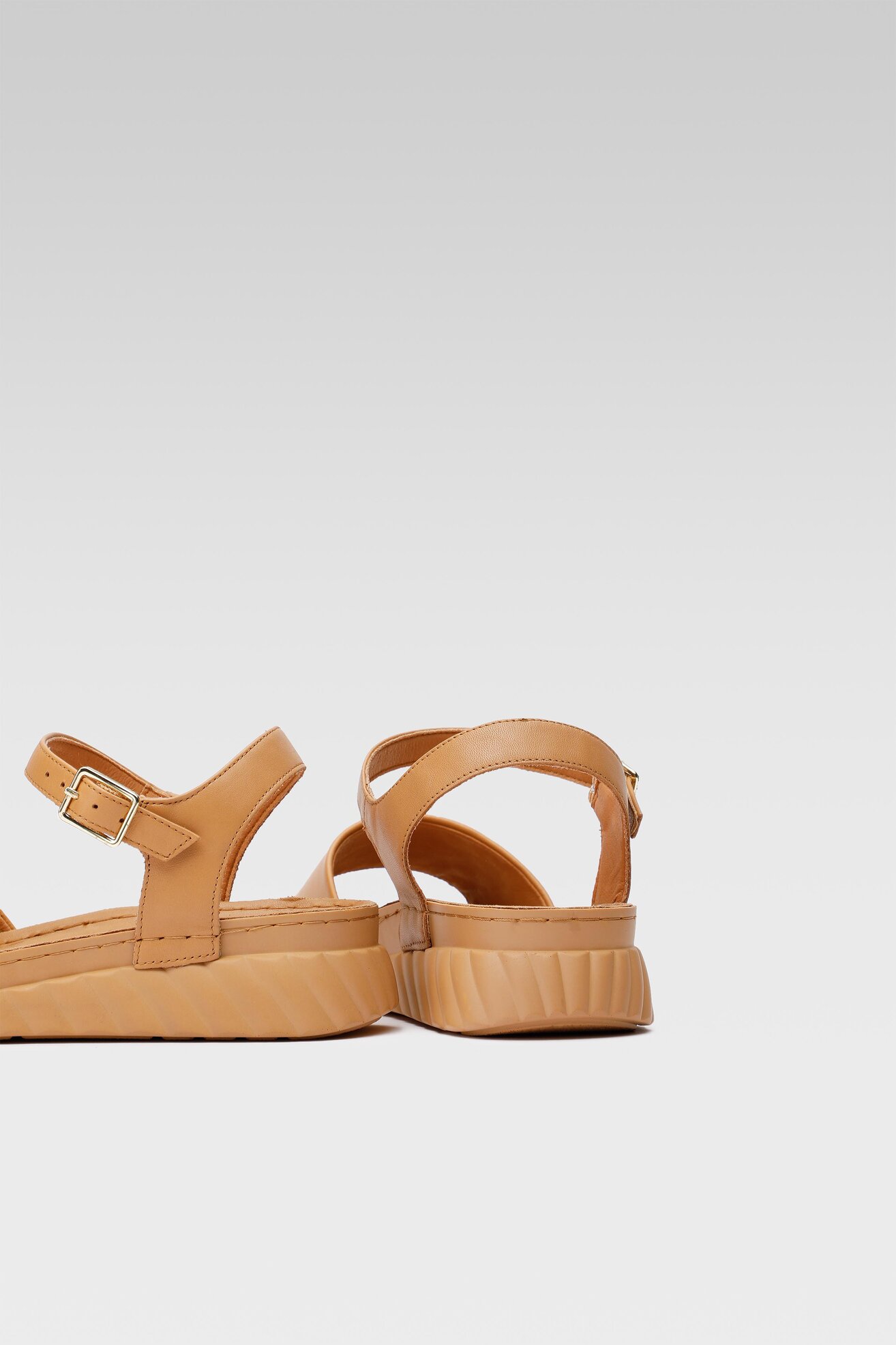 Sandały Go Soft EST-2299-03 Camel