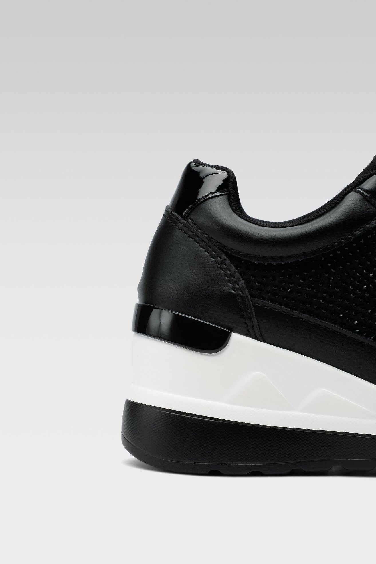 Sneakers Jenny Fairy WS2229-35 Czarny