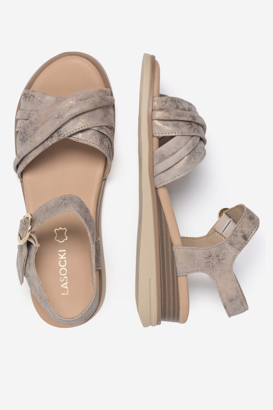 Lasocki - Sandały skórzane na koturnie - 5905588519621