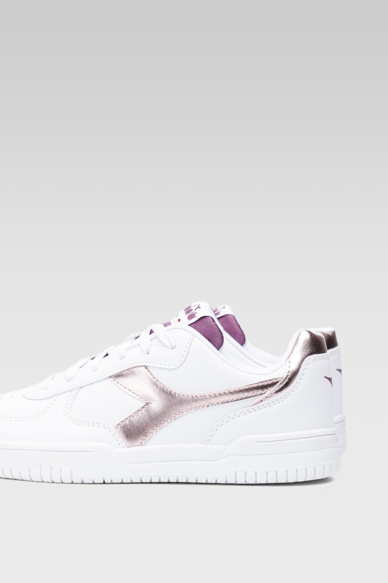 Кросівки спортивні Diadora RAPTOR LOW METALIC SAINT WN DD-101.178641-20006 БІЛИЙ