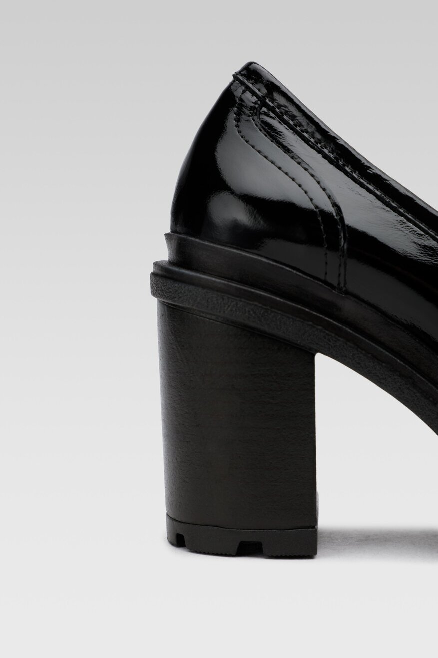 
                SIMPLE - Półbuty czarne - 2230029795511