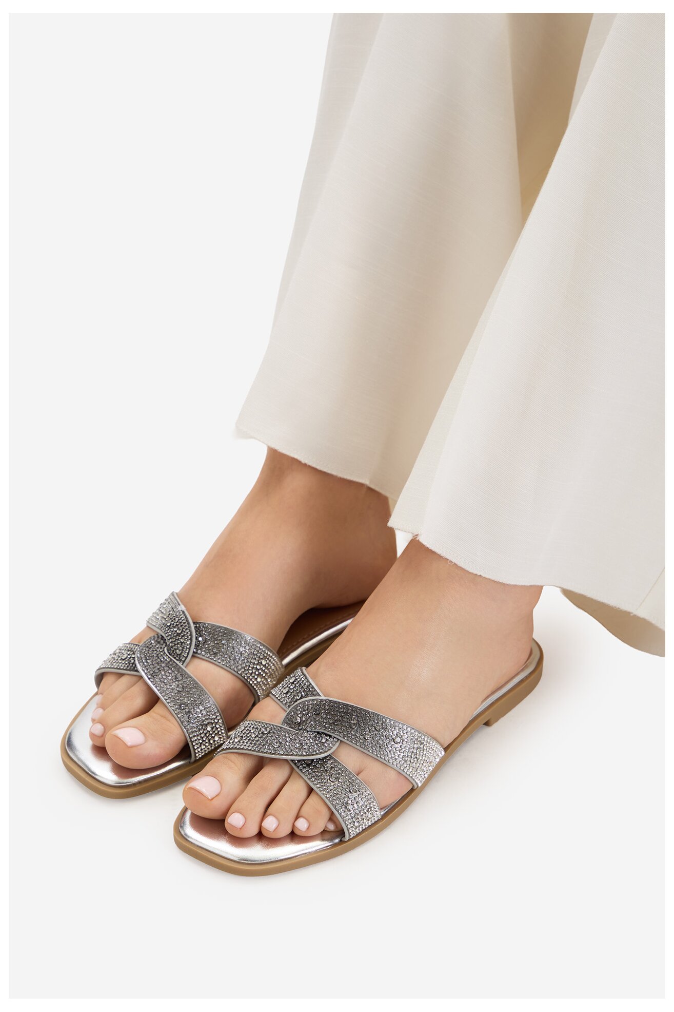 Klapki Jenny CEO-WSS21726-01 Srebrny