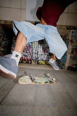 Кросівки спортивні DC Shoes CEO-V5-10121 СІРИЙ