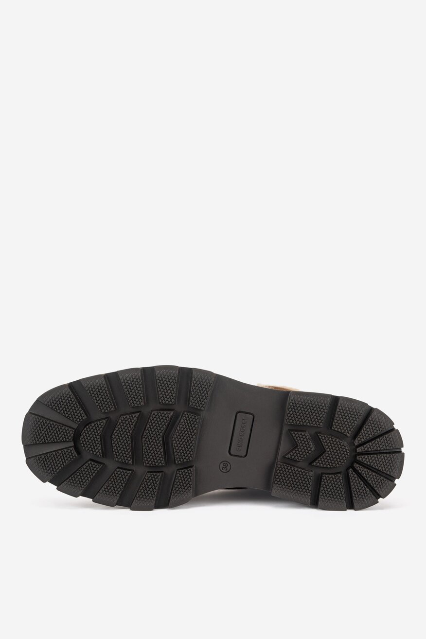 
                Csizma Gino Rossi BARNA - 5905588991045