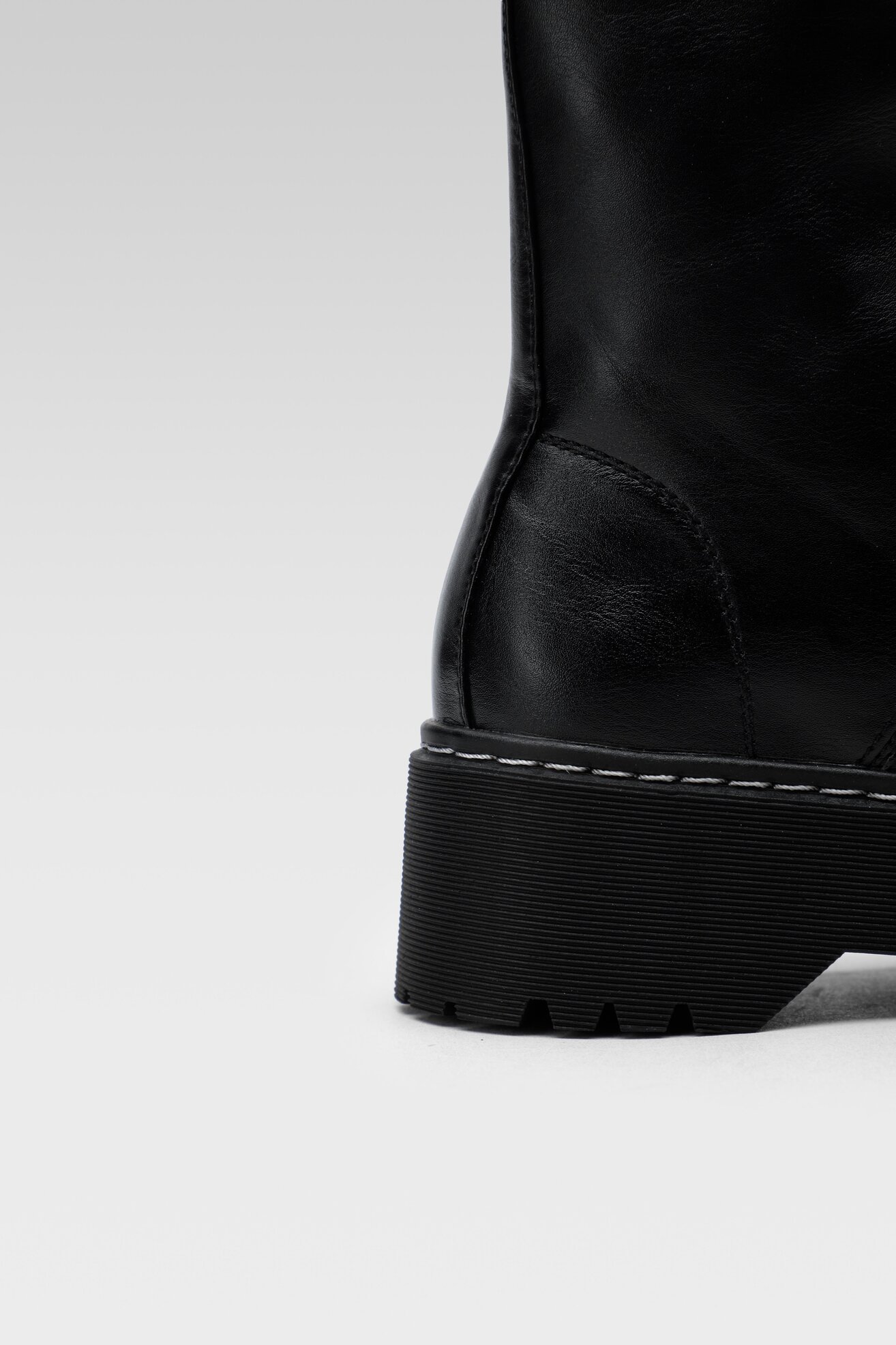 Боти DeeZee H291201-01 ЧЕРЕН