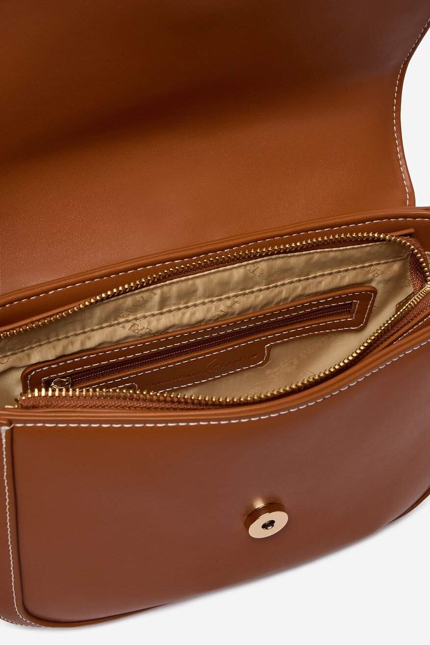 
                Дамска чанта Beverly Hills Polo Club КАМЕЛ - 5906751598696