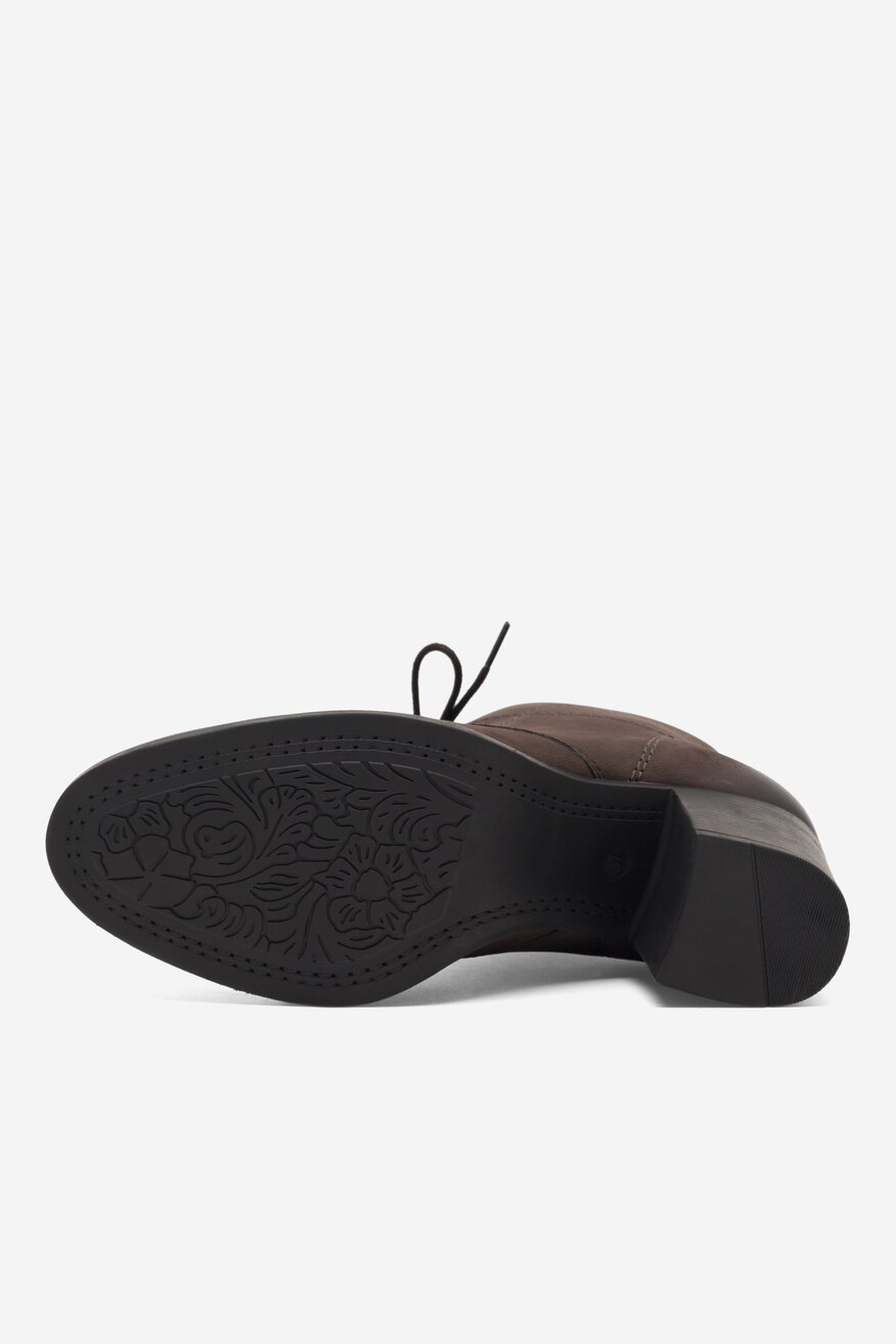 
                Csizma Lasocki BARNA - 5905588762058