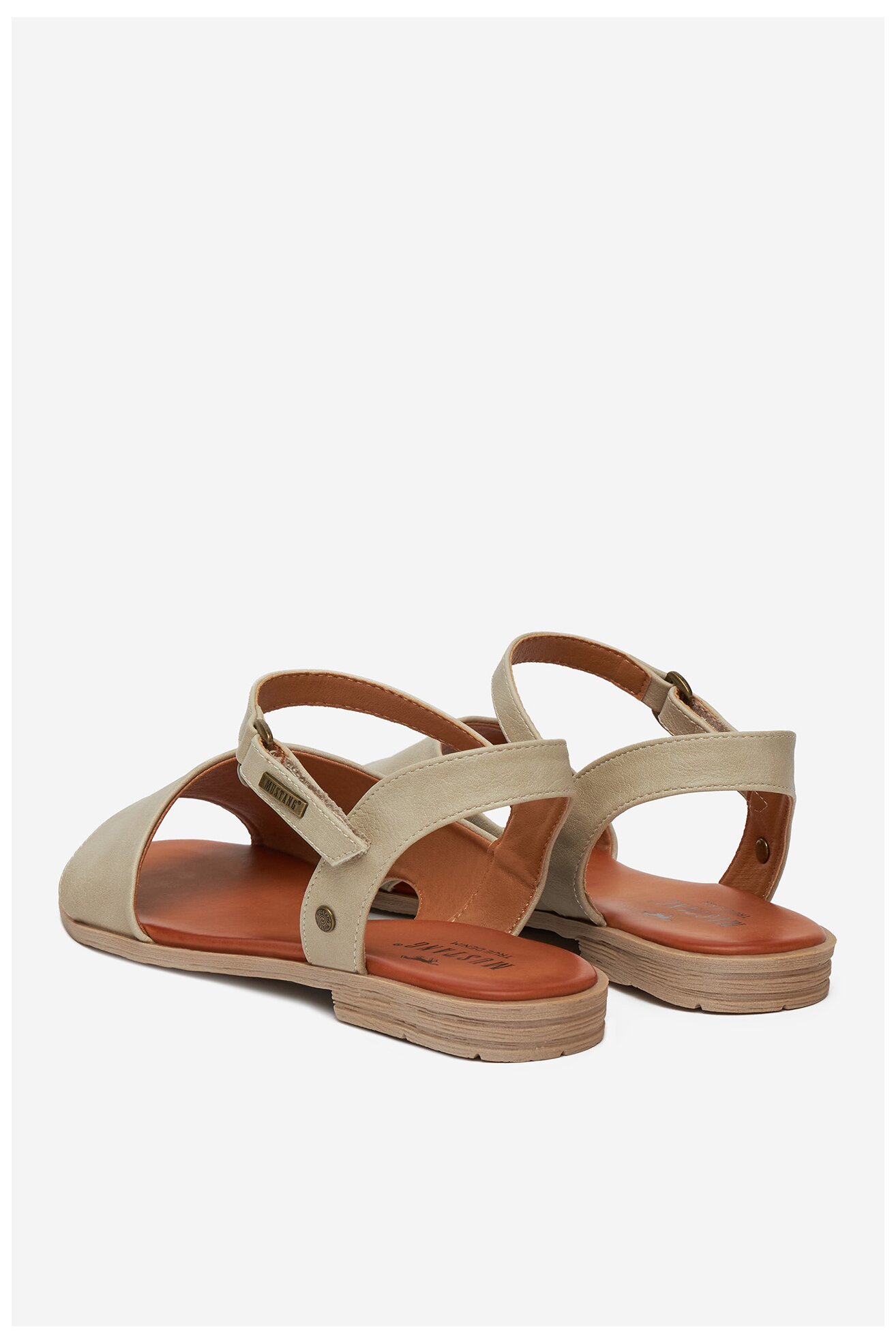 Sandały Mustang 1388-807 Beżowy