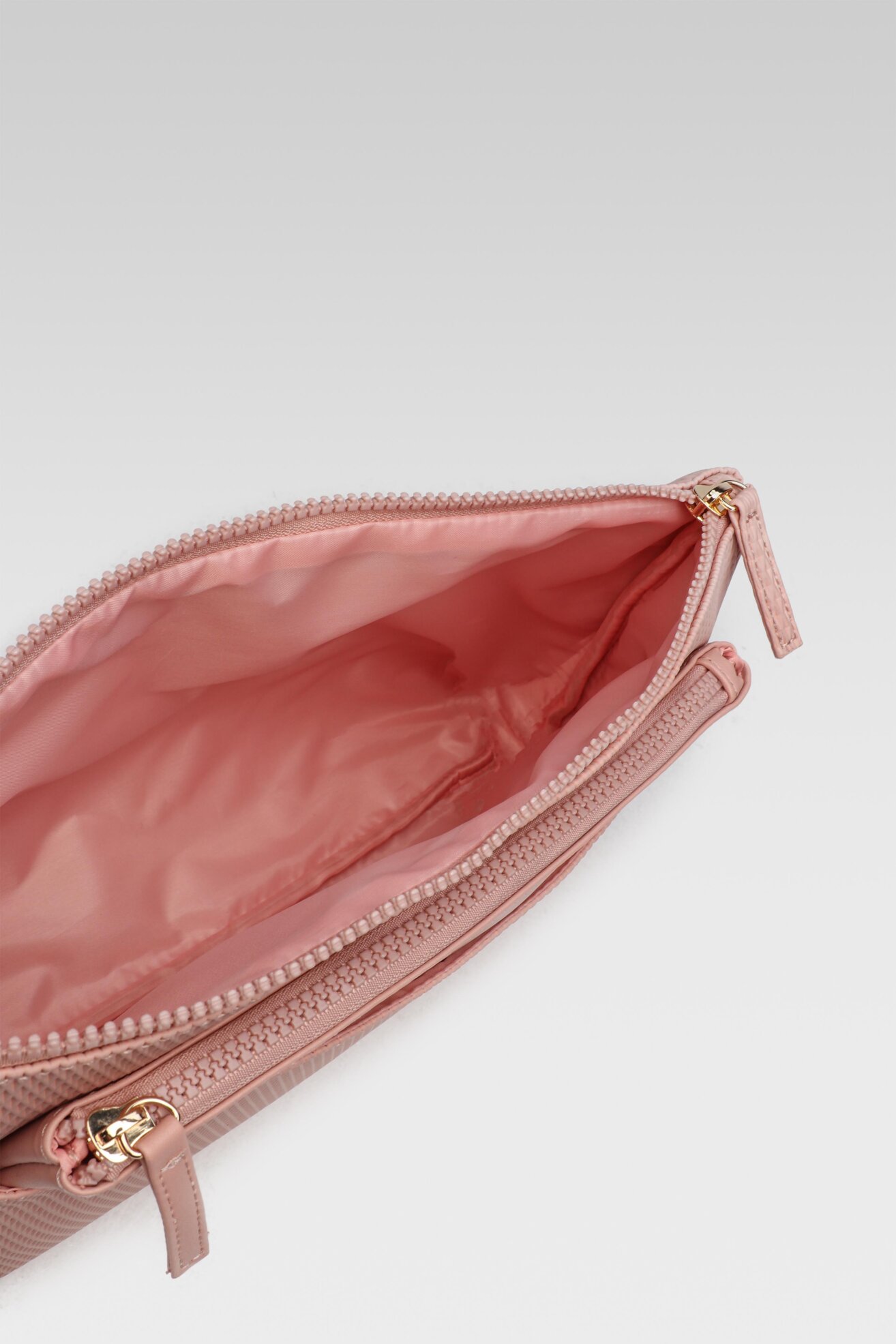 Kosmetyczka ACCCESSORIES 1W1-005-SS21 Różowy