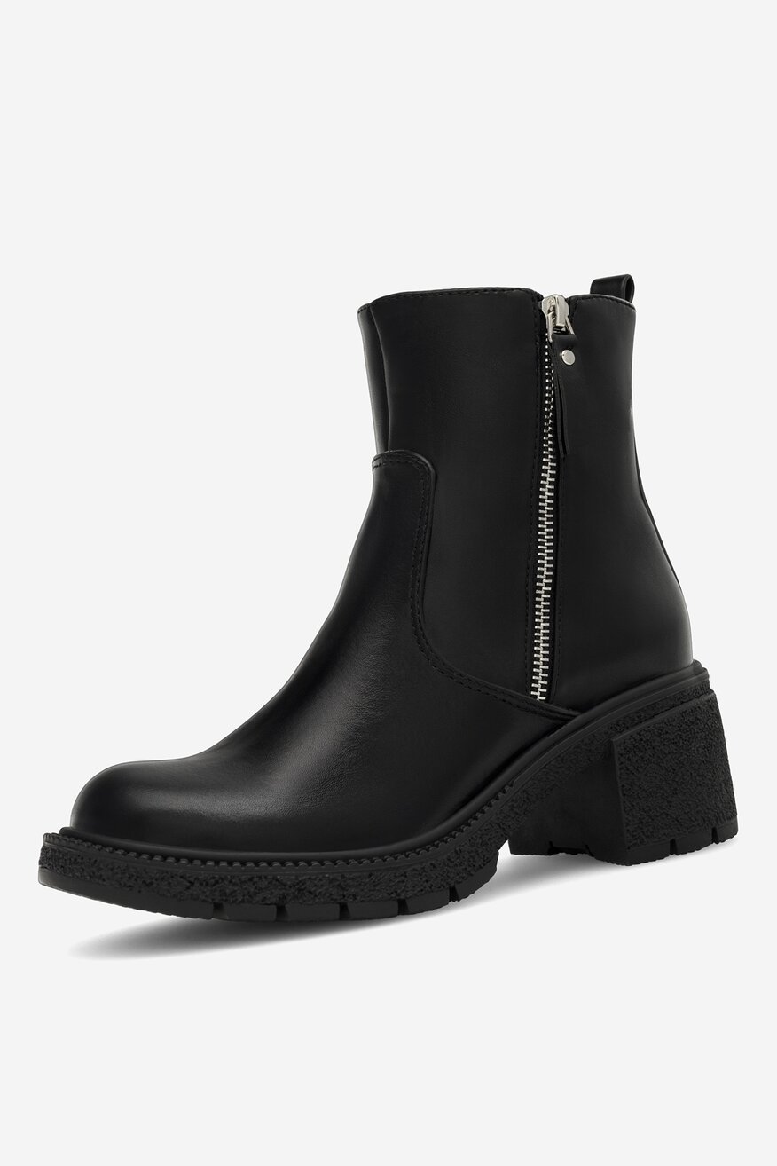 
                Боти Jenny Fairy ЧЕРЕН - 5905588042709