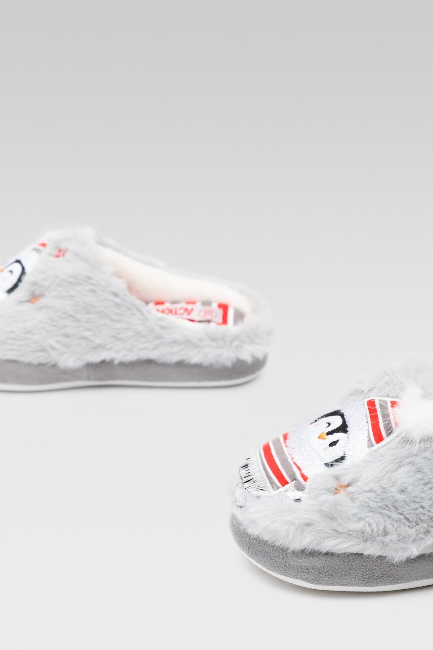 Action Boy - Kapcie ocieplane - 5904248857592